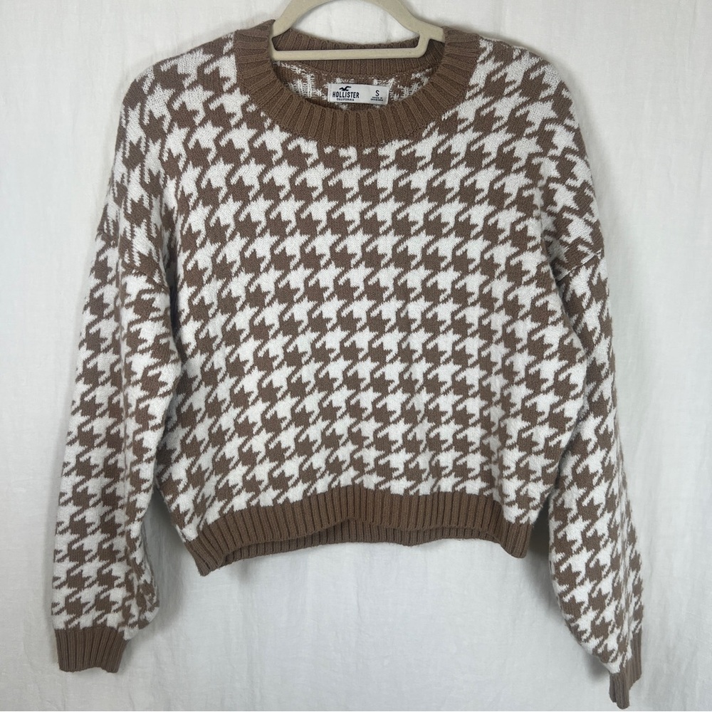 Hollister Houndstooth Sweater